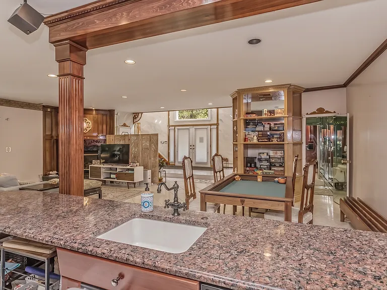 1 Brothers Ct — Photo 11