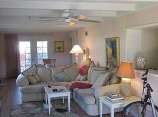 200 Aladdin St, Palm Springs, CA 92264
