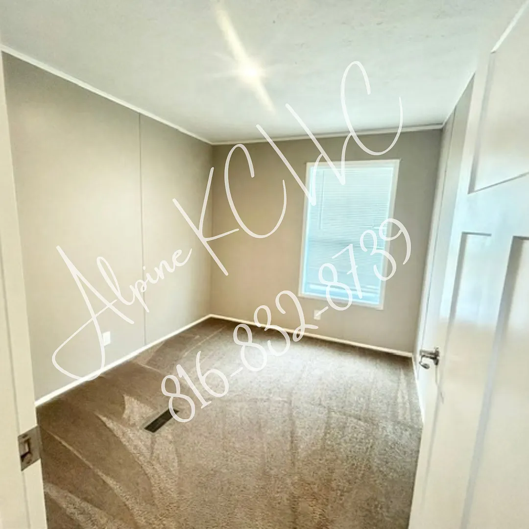 3 bed, 950 sqft, $1,225 — Photo 3