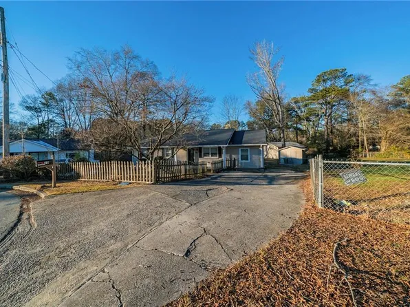 20 Porter Ct, Hampton, GA 30228