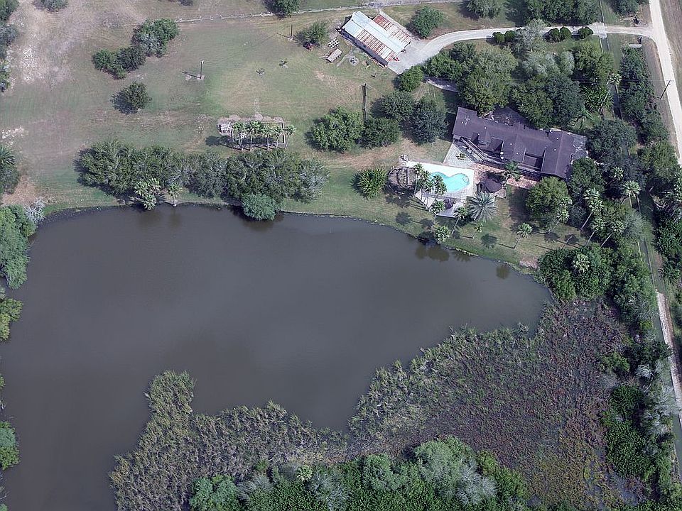 Aireal photo of 27200