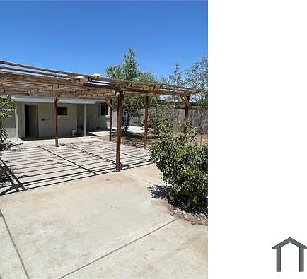 637 W Atlanta Ave — Photo 2