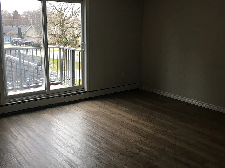 191 Hull Rd — Photo 6