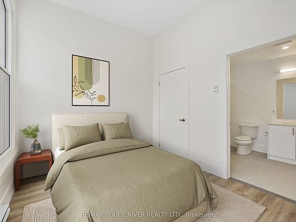 3rd image of 29A King St W #201