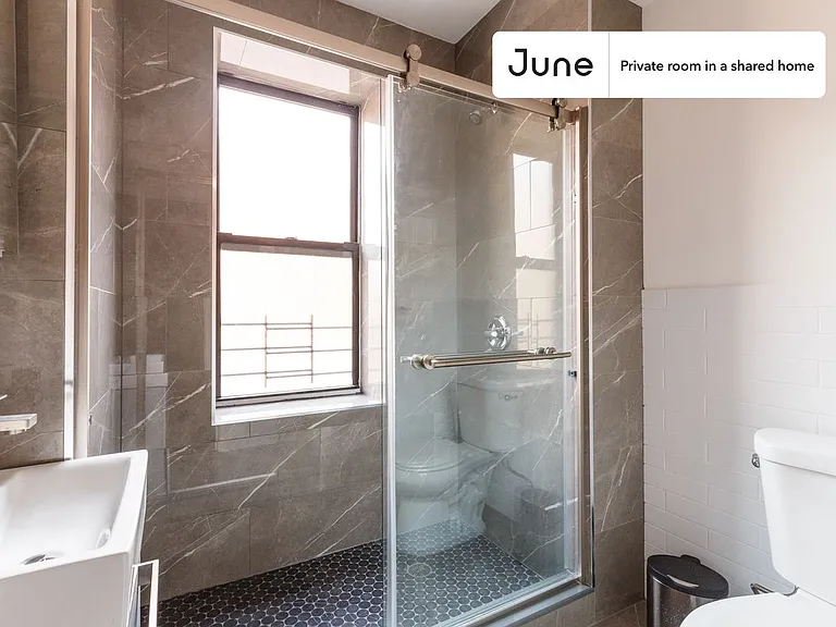 3139 Broadway #A — Photo 9