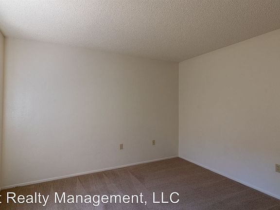 3rd image of 3832 E Pima St APT 05