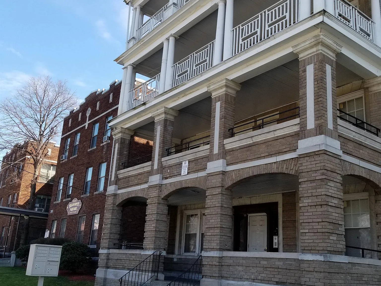 270 Sigourney and 114, 116 Ashley Street - 4 — Photo 2