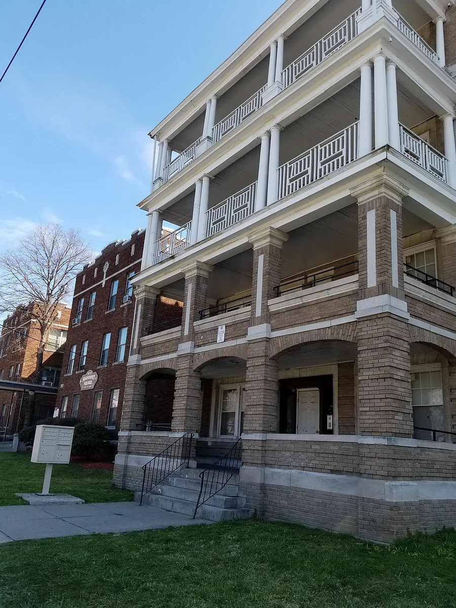 Building Photo - 114 Ashley St #3E