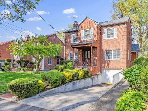 86-49 Dunton Street image 5 of 29