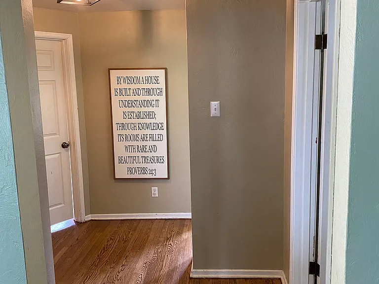 53 Wayne Ave — Photo 13