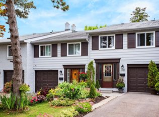 3468 Fieldgate Dr #3524, Mississauga, ON L4X 2J5