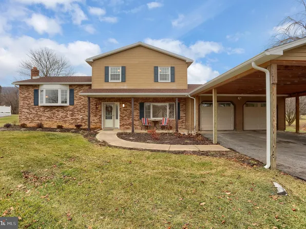 105 Hillside Dr, Bellefonte, PA 16823