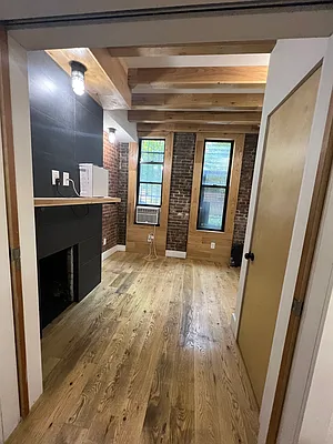 Rented by Owner | media 12