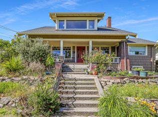 2210 N 42nd St, Seattle, WA 98103