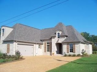 104 Stone Pl, Ripley, MS 38663