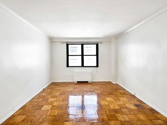 5th image of 401 E 89th St APT 11H