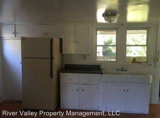 120 Main St APT 10, Springfield, VT 05156