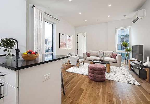 4th image of 598 Eagle Ave #3D