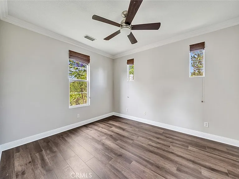 329 Tall Oak — Photo 19