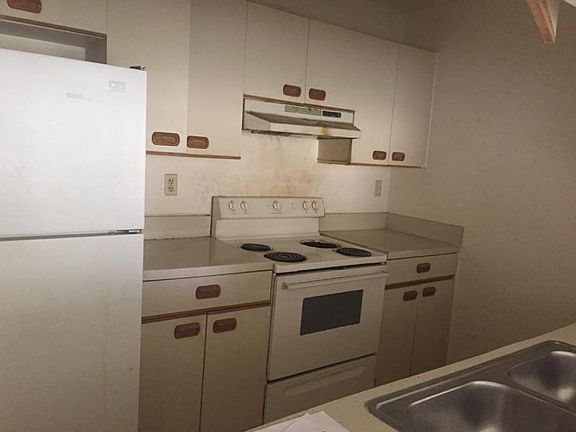 5th image of 2241 S Sherman Cir APT 212