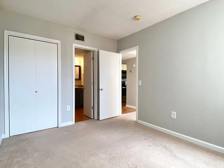 1100 Wheat St #405 — Photo 13