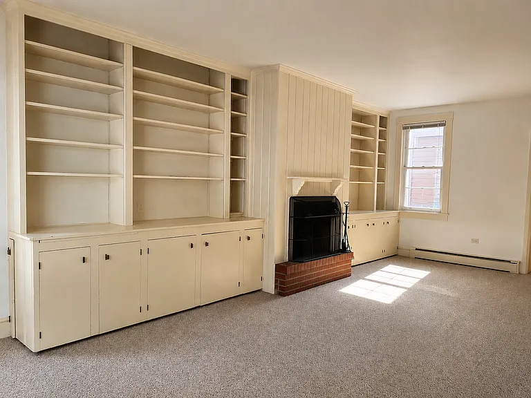 132 E. Lemon St. — Photo 5