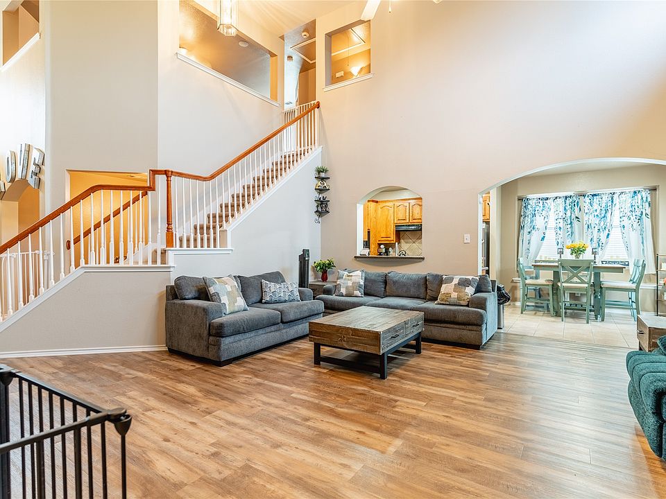 1st image of 6500 Fannin Farm Way