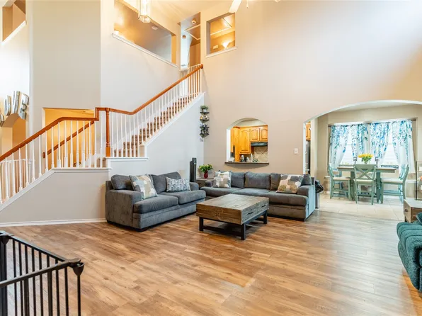 6500 Fannin Farm Way, Arlington, TX 76001