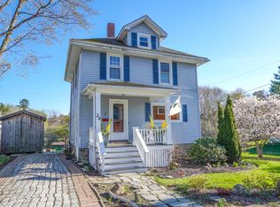 24 Park St, Bath, ME 04530