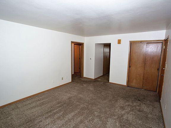 4th image of 2324 6th Ave N APT 4