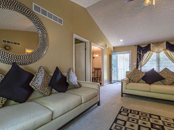 4th image of 3967 N Feerwood Ct