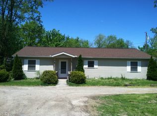 27 Dubay Dr, Painesville, OH 44077
