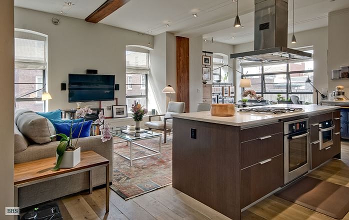 1st image of 20 Henry St #4D