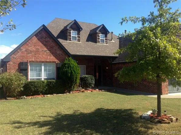 14929 S Courtney Ln W, Glenpool, OK 74033