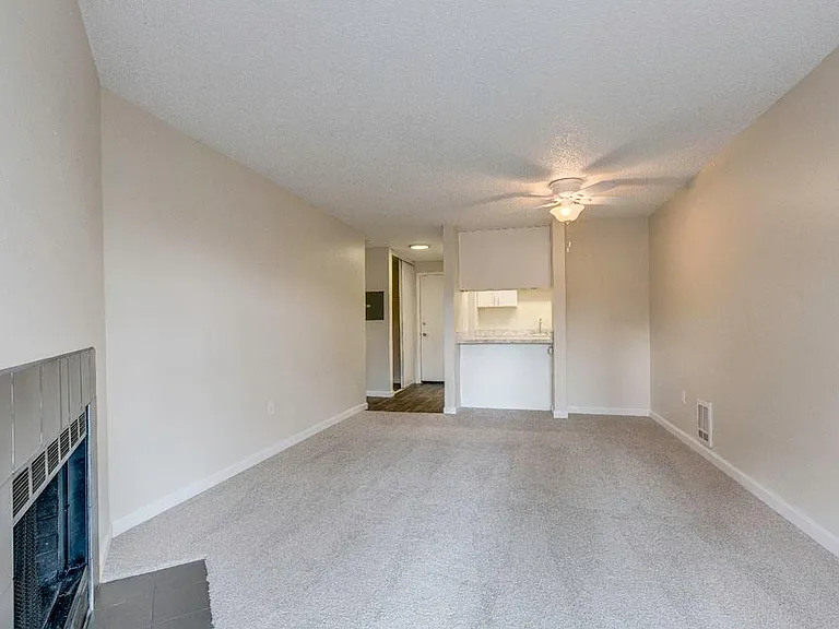 10710 Evergreen Way — Photo 6
