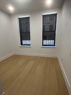 4th image of 30-32 33rd St #1