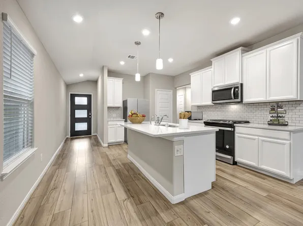 388 Sunrise Ranch Dr, Montgomery, TX 77316
