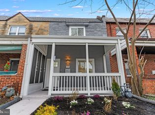 319 34th Pl NE, Washington, DC 20019