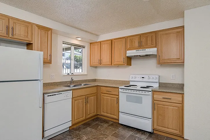 Arcade | Kitchen