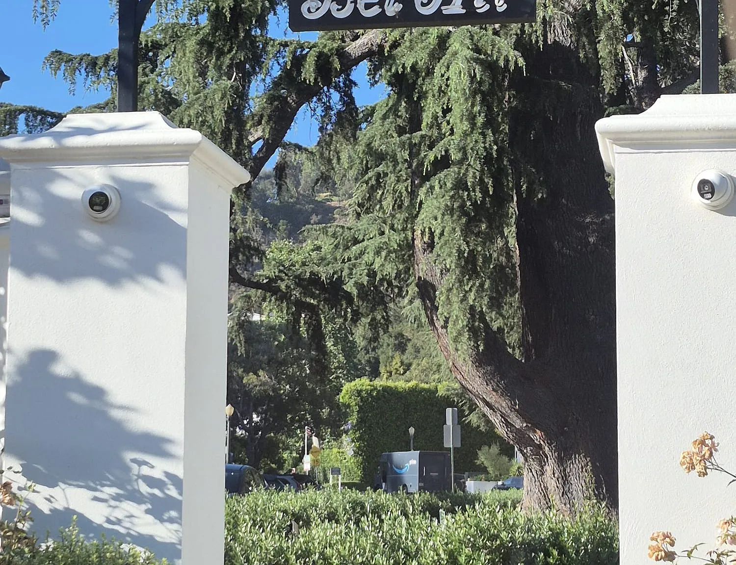 2 bed, $3,500 — Photo 1