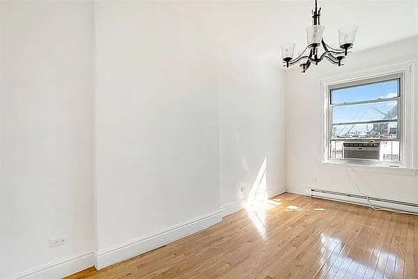 Rented by Aventana | media 6