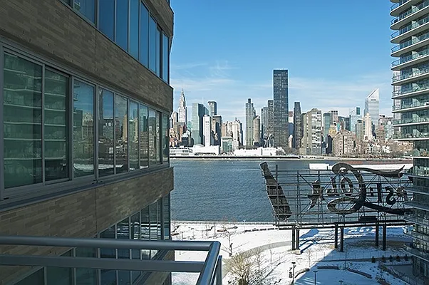 Sold by Nest Seekers International | media 16