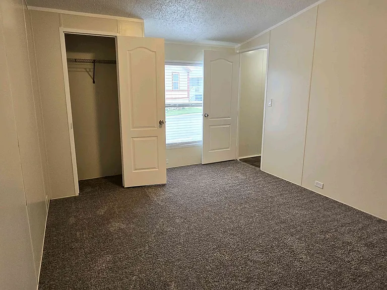 709 N Collins Fwy #129 — Photo 28