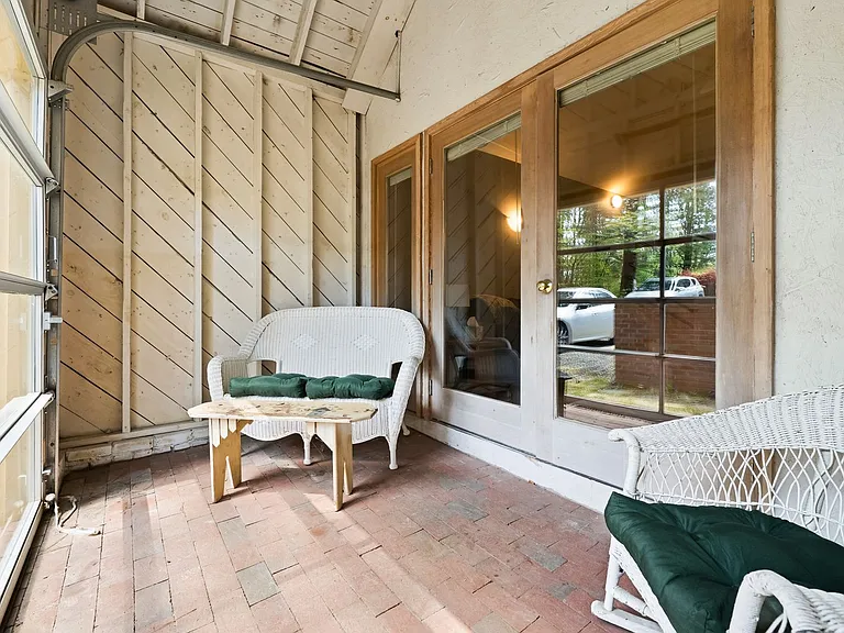 200 Purefoy Rd — Photo 11