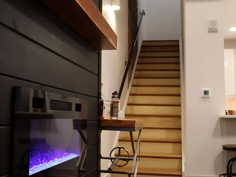 1508 Race St #2R — Photo 13