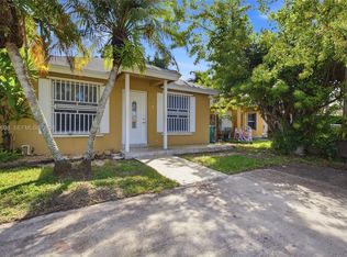 873 SW 10th St, Florida City, FL 33034