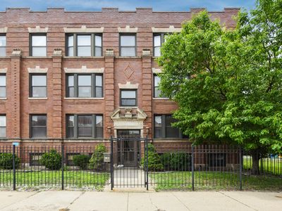 4220 S Champlain Ave APT 2N, Chicago, IL, 60653