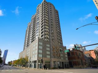 600 N Dearborn St APT 1812, Chicago, IL 60654
