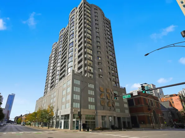 600 N Dearborn St APT 1812, Chicago, IL 60654