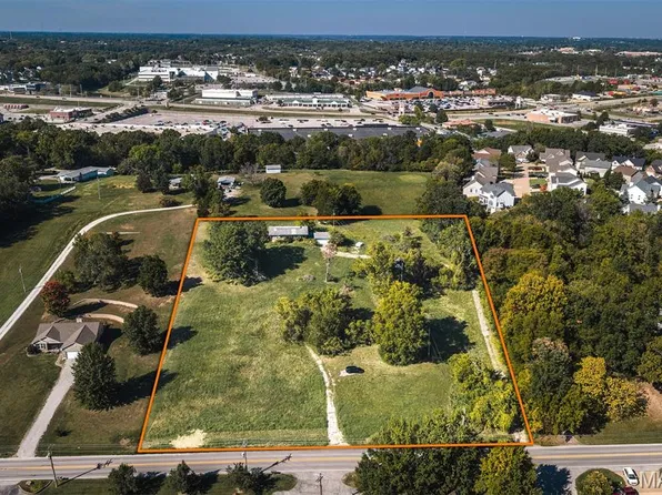 2339 Elm Dr, Arnold, MO 63010
